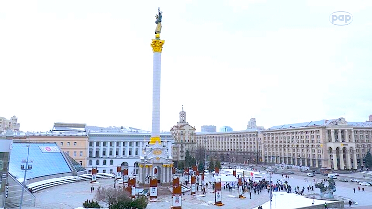 Życie w Kijowie w cieniu gróźb rosyjskiej inwazji – UE chce odstraszyć Rosję sankcjami – USA przysyłają żołnierzy na wschodnią flankę NATO [VIDEO]