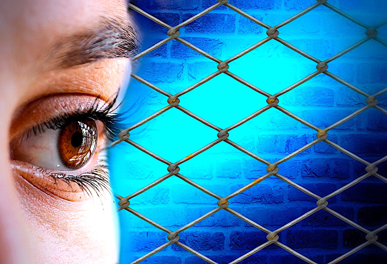 Jak najskuteczniej pomagać uchodźcom wojennym?