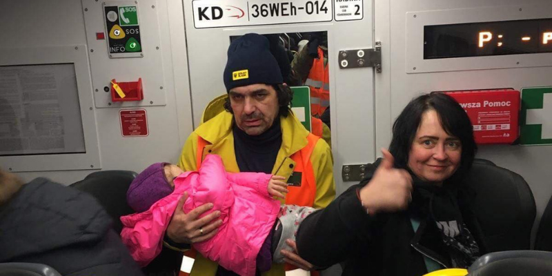 Pociąg humanitarny Kolei Dolnośląskich zabrał ze sobą 420 uchodźców
