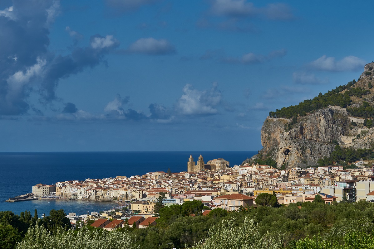 „Sycylia – wyspa słońca” – na początku wiosny marzymy o lecie