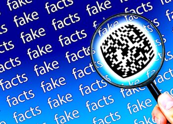 Fake newsy jako efekt rozwoju mediów społecznościowych?