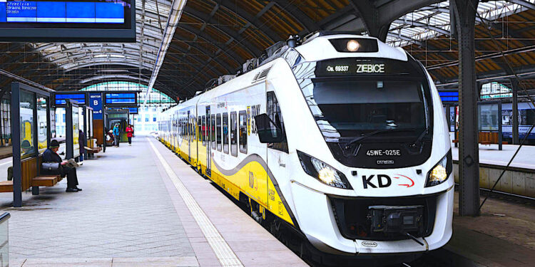 Koleje Dolnośląskie: „zmiany w taryfach” – Młodzieżowy Sejmik: „podwyżki cen biletów”