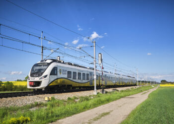 Koleje Dolnośląskie rozwijają się – kolejne 24 mln zł dofinansowania na tabor