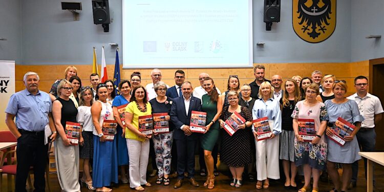 Lokalne grupy działania dobrze służą lokalnym wspólnotom – LISTA beneficjentów wsparcia samorządu Dolnego Śląska