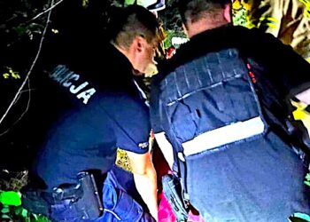 Miał szczęście w nieszczęściu – w słuchawce było słychać „płytki oddech”…