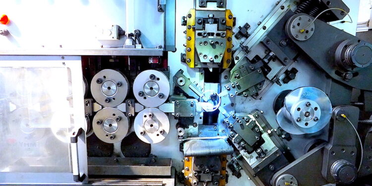 Kolejna sprężyna biznesu – i kolejna firma ze wsparciem Wałbrzyskiej Strefy