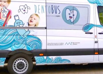 Lepiej zapobiegać niż leczyć – w powiecie ząbkowickim już we wrześniu młodzież szkolna z dostępem do badań stomatologicznych