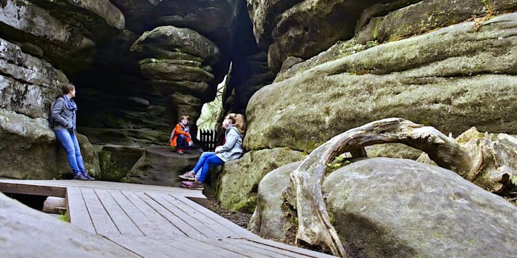Najpiękniejsze zakątki do zobaczenia blisko domu – zapraszamy do Parku Narodowego Gór Stołowych [VIDEO]