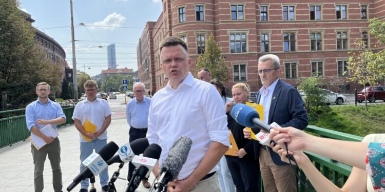 Szymon Hołownia:  „Ekologia jest receptą dla polskiej gospodarki”