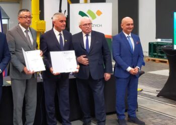 20 autobusów wodorowych za 80 milionów złotych – do 2025 roku wjadą na ulice Wałbrzycha