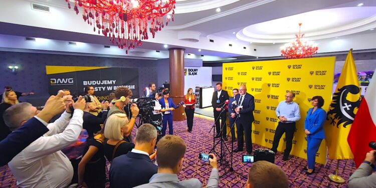 „Europa w poszukiwaniu przywództwa” – trwa Forum Ekonomiczne w Karpaczu