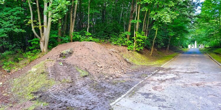 Iwan poszedł w… – wałbrzyski pomnik czerwonoarmisty usunięty