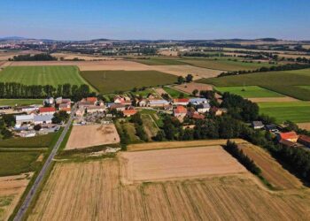 Nowa droga w Grochowiskach – ogłoszenie o przetargu – termin składania ofert do 16.09.2022 r.