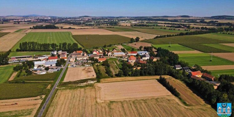 Nowa droga w Grochowiskach – ogłoszenie o przetargu – termin składania ofert do 16.09.2022 r.