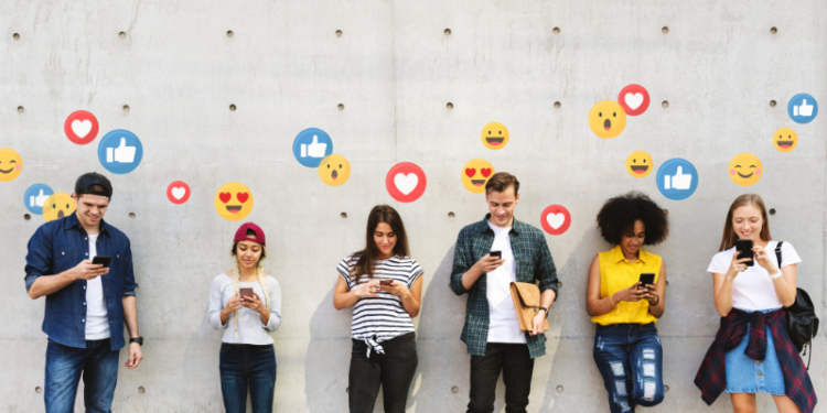 Media społecznościowe – komora echo naszych myśli