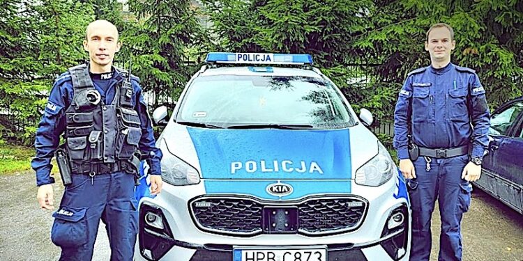 Zdesperowany senior uratowany w ostatniej chwili – surowe konsekwencje jazdy bez prawa jazdy