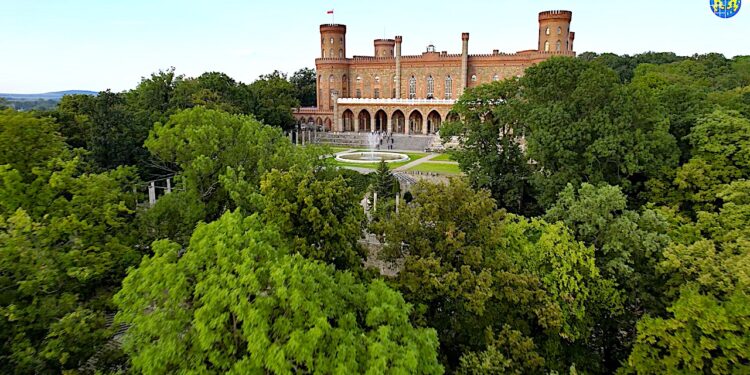 Koniec lata – do zobaczenia jesienią w Kamieńcu Ząbkowickim [VIDEO]