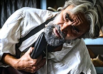 „Szewcy” – o tym, jak kolejne przewroty polityczne odwracają bieg wydarzeń