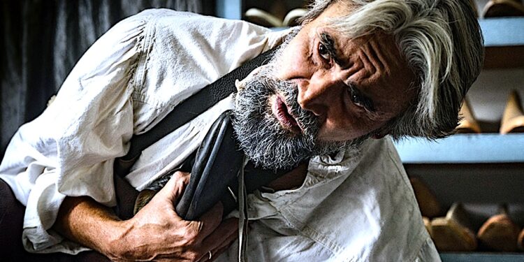 „Szewcy” – o tym, jak kolejne przewroty polityczne odwracają bieg wydarzeń