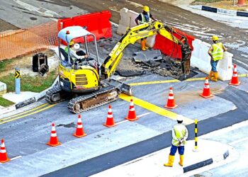 Mimo trudnej sytuacji samorządy aktywnie inwestują [VIDEO]