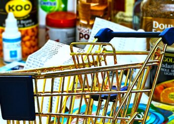 Pokolenie „Z” wykazuje większą tolerancję dla kupowania nielegalnych towarów