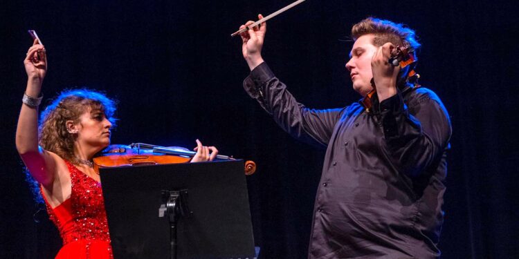 „Z klasyką przez Polskę” – z Polish Violin Duo