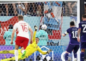 Czy jesteśmy narodem malkontentów? Doceńmy awans – pierwszy od 1986 roku [FELIETON]