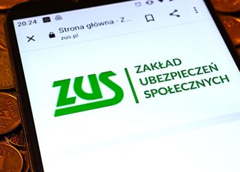 Pracownik ZUS prosi o dane przez telefon, nie daj się nabrać – od grudnia nowe limity dorabiania dla emerytów i rencistów
