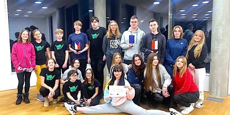 Przy wspólnym stole rozwijamy partnerstwo / U společného stolu rozvíjíme partnerství