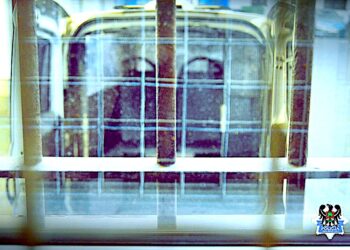 Z nożem w ręku ukradł paczkę papierosów – taczkami woził kradzione części samochodowe