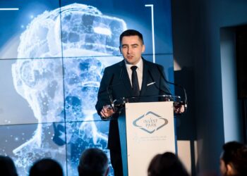 Awans z Wałbrzycha do Warszawy