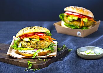 Aż 77% Polaków podejmuje w 2023 roku postanowienia