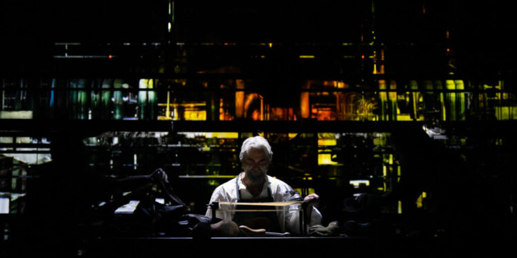 Kolejne przewroty polityczne, które odwracają bieg wydarzeń – „Szewcy”