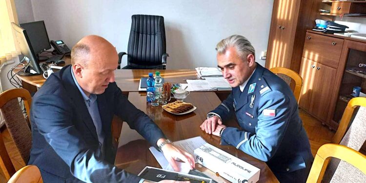 O współpracy z Policją