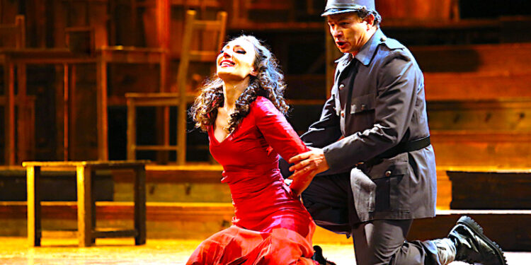 Płomienne uczucie i ogień… –  „Carmen”