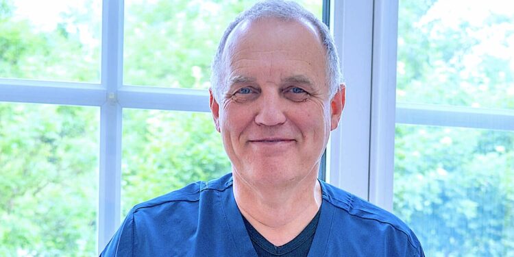 Waldermar Gołębiowski Do sezonowych infekcji należy podchodzić racjonalnie