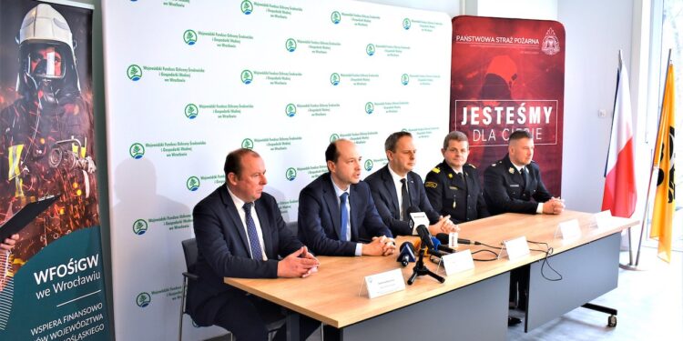 10 000 000 złotych dla strażaków