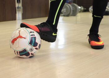 Polscy księża mistrzami Europy w futsalu! Wśród nich proboszcz ze Świdnicy