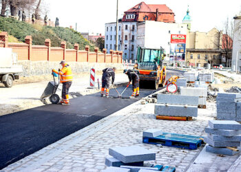 Aleja Niepodległości wreszcie