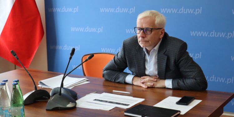 Jarosław Obremski Trzeba bardzo mocno