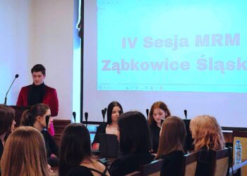 IV sesja Młodzieżowej Rady Miejskiej