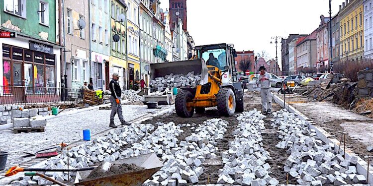 Niemczański Rynek nabiera nowego wyglądu