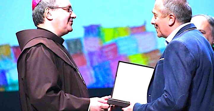 Piłkarz aktorka siostry zakonne i społecznicy