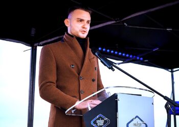 Piotr Wojtyczka Nie bijcie w Polskę