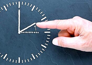 Ten weekend z krótszym snem