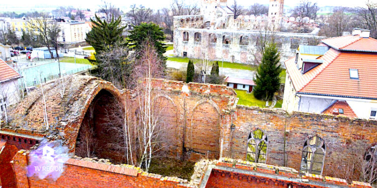 Ząbkowicki zabytek pod gminny młotek