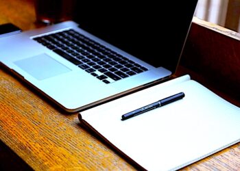 Praca na umowie zlecenie