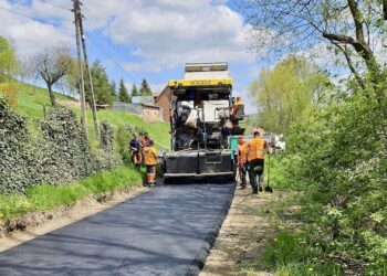 Kolejne kilometry odnowionych tras