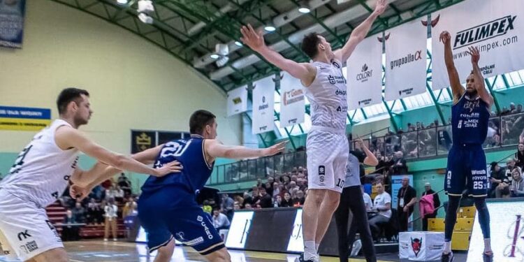 Do trzech razy sztuka? Górnik Wałbrzych powalczy w finale Suzuki 1. Ligi!