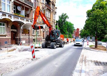 Aleja Niepodległości w remoncie